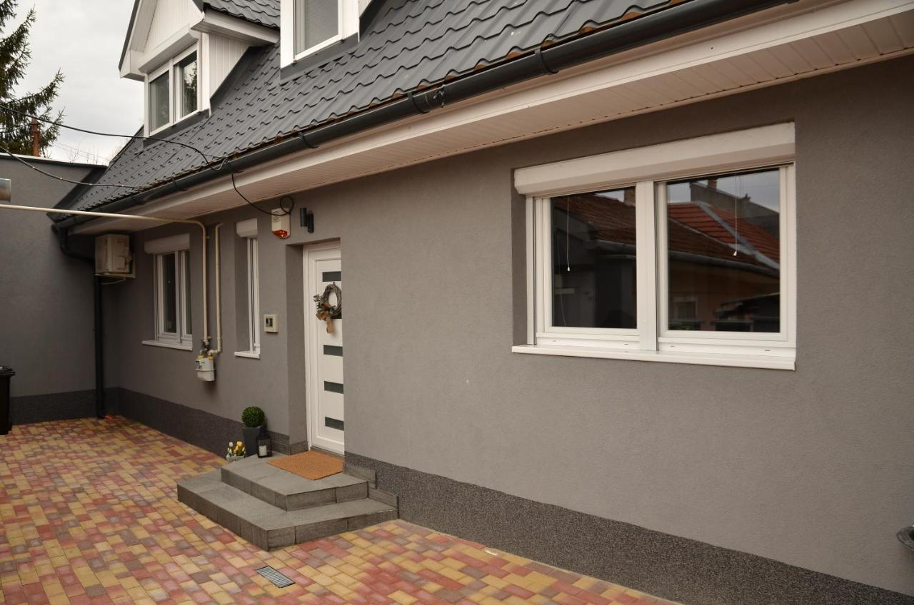 Bence Castle House Appartement Eger Buitenkant foto
